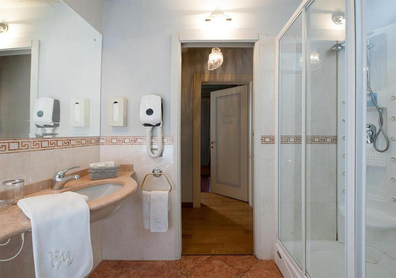 Pensión Domus Nova Palace - Italian Homing 2*