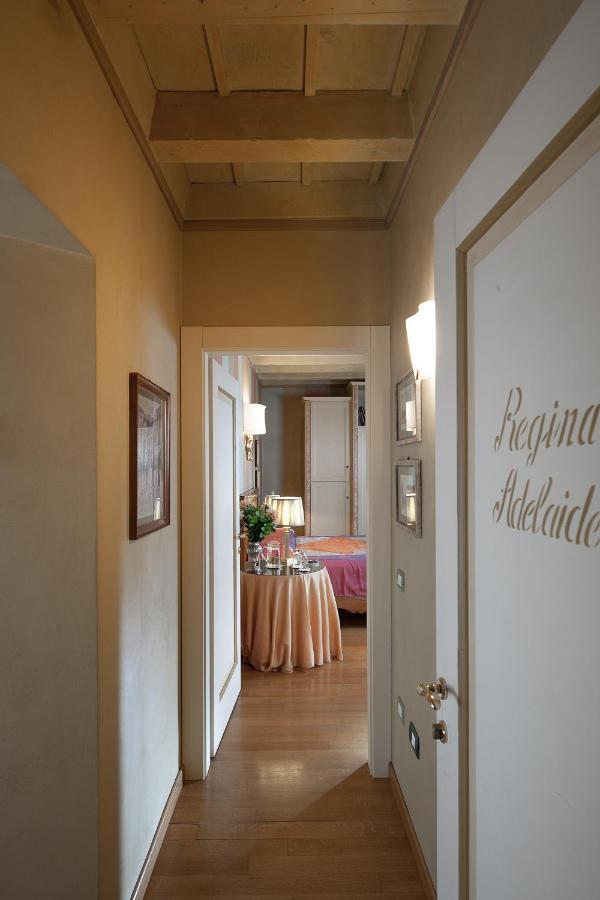 Domus Nova Palace - Italian Homing Pensión Verona